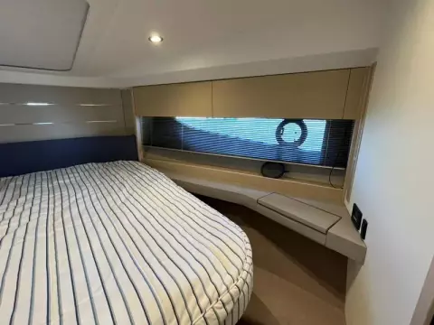 28 - Master Cabin