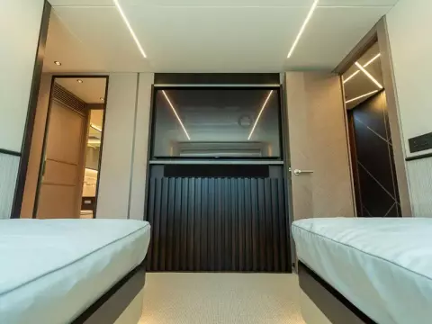 33 - Twin Guest Cabin