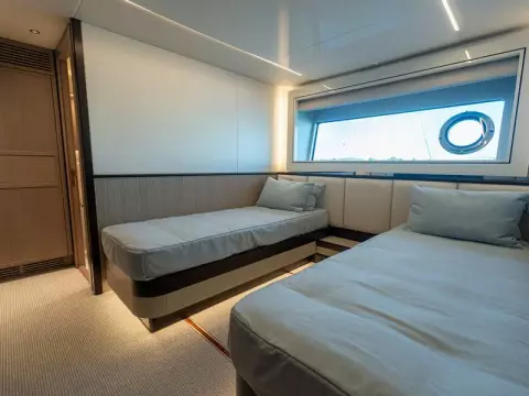 29 - Twin Guest Cabin