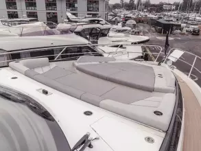 8 - Foredeck