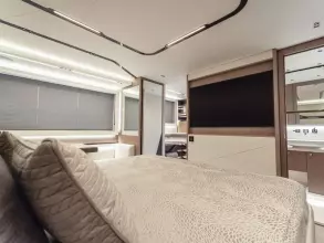 27 - Master Cabin