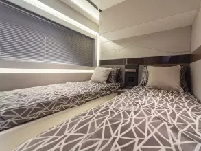 34 - Twin Cabin