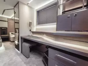 23 - Master Cabin