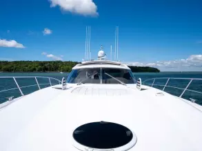 10 - Foredeck
