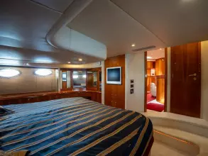 29 - Master Cabin