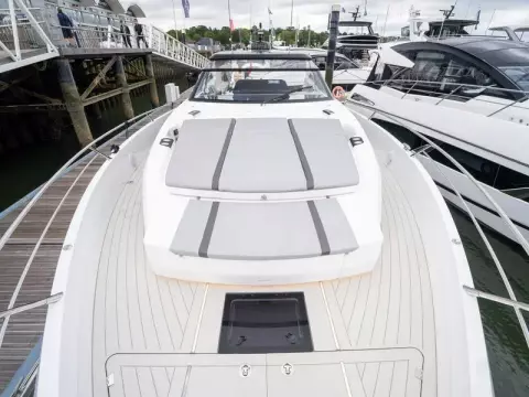 4 - Foredeck