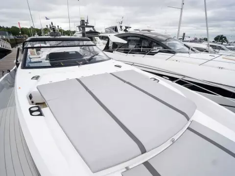 5 - Foredeck