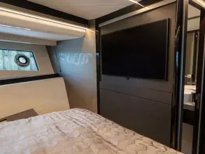 29 - VIP Cabin