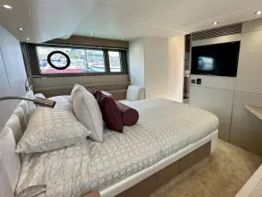 8 - Master Cabin