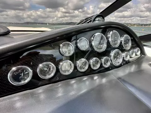 18 - Helm