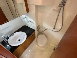24 - Bathroom