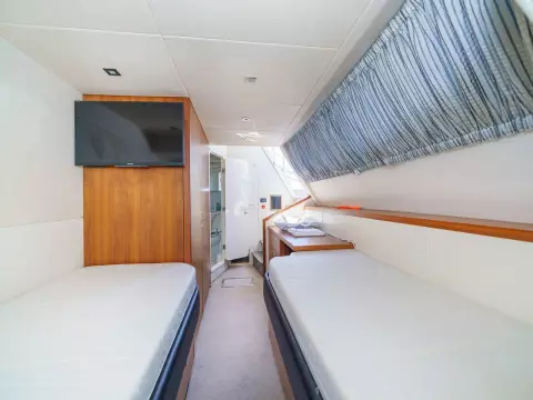 37 - Crew Cabin