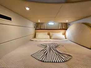 20 - Double Cabin