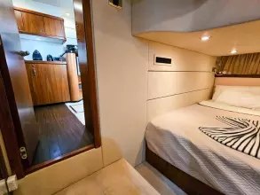 22 - Double Cabin