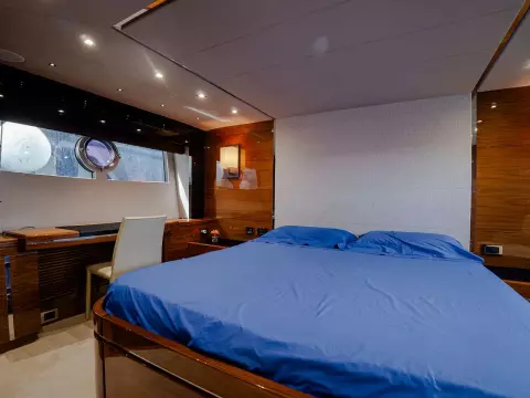22 - Master Cabin