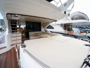 8 - Aft Cockpit