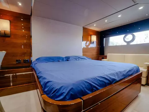 21 - Master Cabin