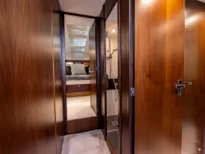 31 - Lower Deck