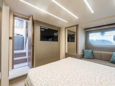 22 - Master Cabin