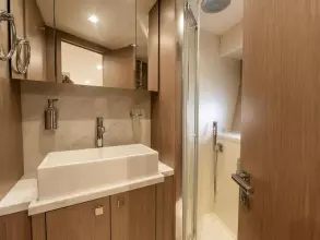 26 - VIP Cabin En Suite