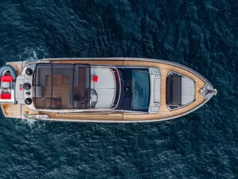 8 - Exterior