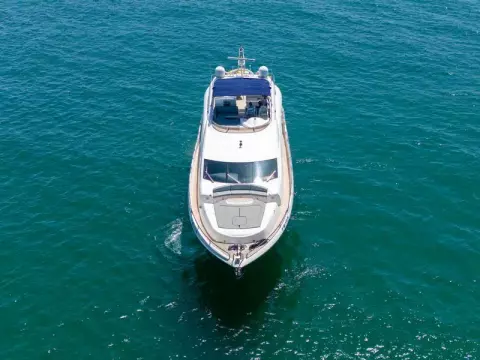 4 - Exterior