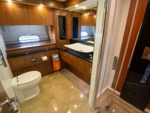 37 - VIP Cabin