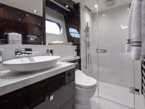 48 - Twin En Suite