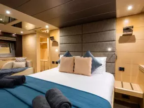 19 - Master Cabin