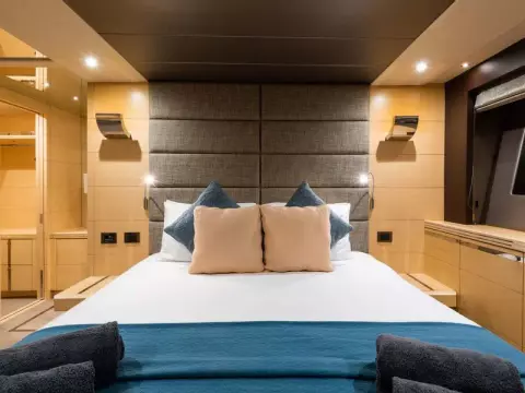 20 - Master Cabin