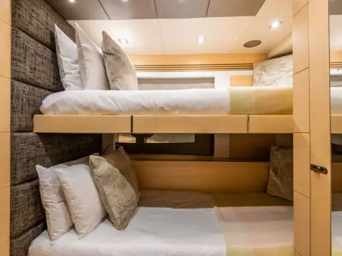 29 - Pullman Cabin
