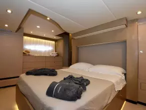 15 - Master Cabin