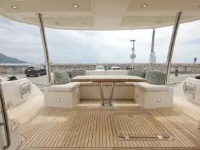 13 - Aft Cockpit