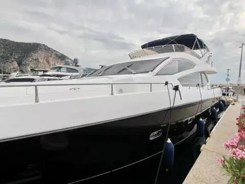 1 - Exterior