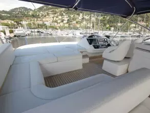 4 - Flybridge