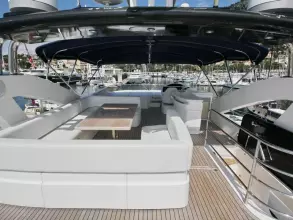 3 - Flybridge