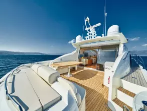 7 - Aft Cockpit