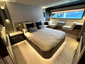 14 - Master Cabin