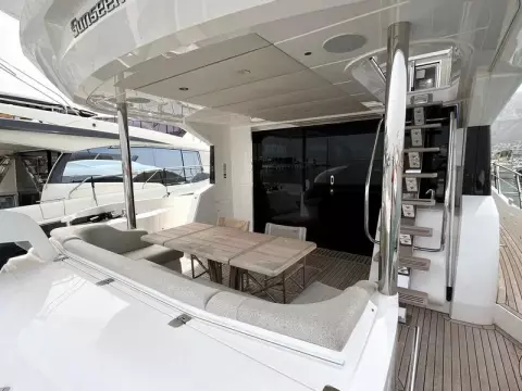 8 - Aft Cockpit