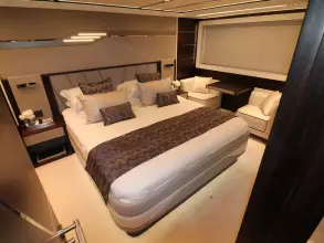22 - Master Cabin