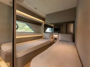 19 - Twin Cabin