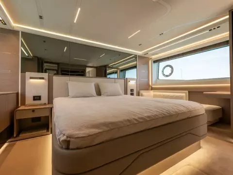 17 - Master Cabin