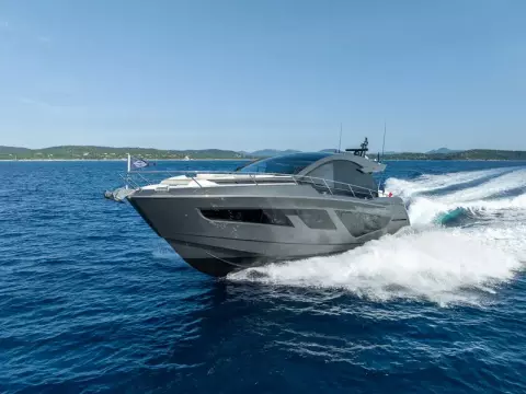 4 - Exterior