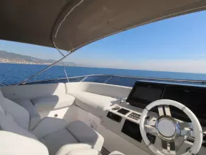 6 - Flybridge Helm
