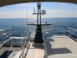 4 - Flybridge