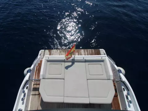 8 - Aft Sunpad