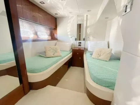 14 - Twin Guest Cabin