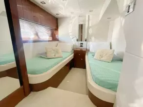 14 - Twin Guest Cabin