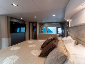 33 - Master Cabin