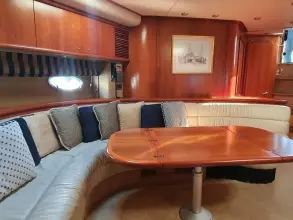 14 - Saloon